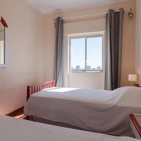 Remarkable 2-bed * Alvor