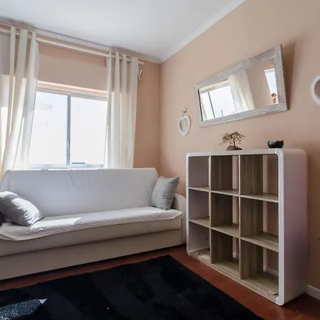 Διαμέρισμα Remarkable 2-bed *